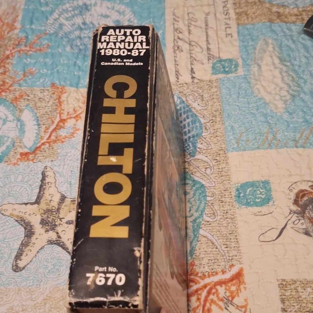 Chilton's auto repair manual 1980-1987 collector's edition - Picture 4 of 7